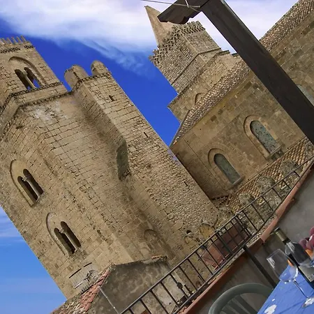 Terrazza Delle Mura 切法卢